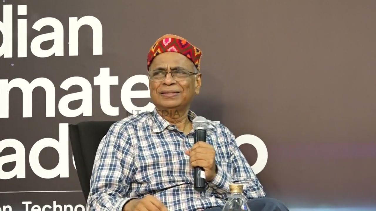 Prof. Ashok Jhunjhunwala emphasized on the role of Innovation and Technology in achieving net-zero