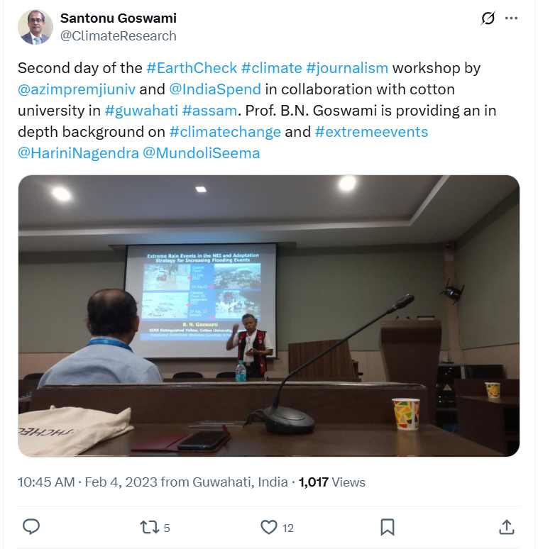 Second day of the #EarthCheck #climate #journalism workshop by @azimpremjiuniv and @IndiaSpend in collaboration with cotton university in #guwahati #assam.